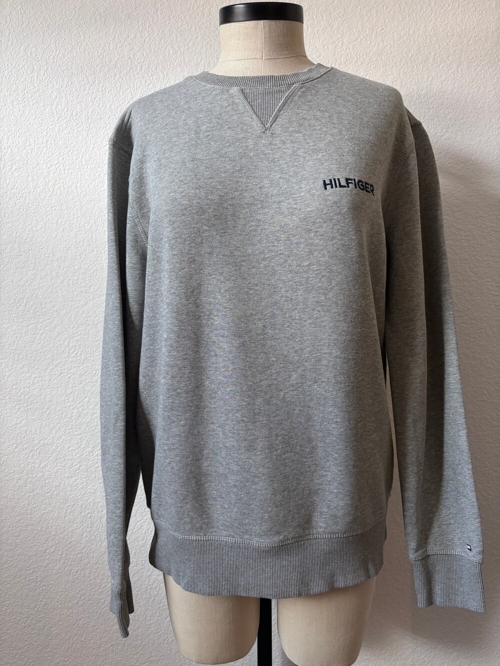 Tommy Hilfiger -  Gray Crewneck Sweatshirt Pre-Owned Size L